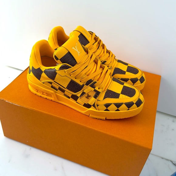 Men’s Louis Vuitton Yellow and Brown Checkerboard Sneakers LV Trainer Damier Pop - Picture 3 of 6